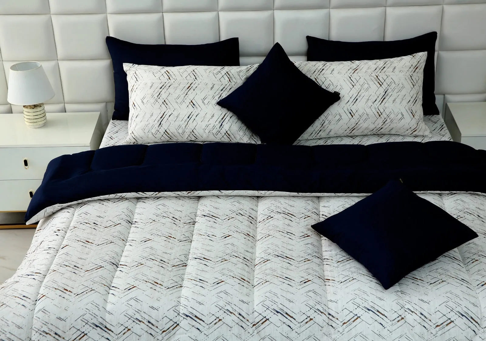 8 PCs Winter Comforter Set-Blue Texture