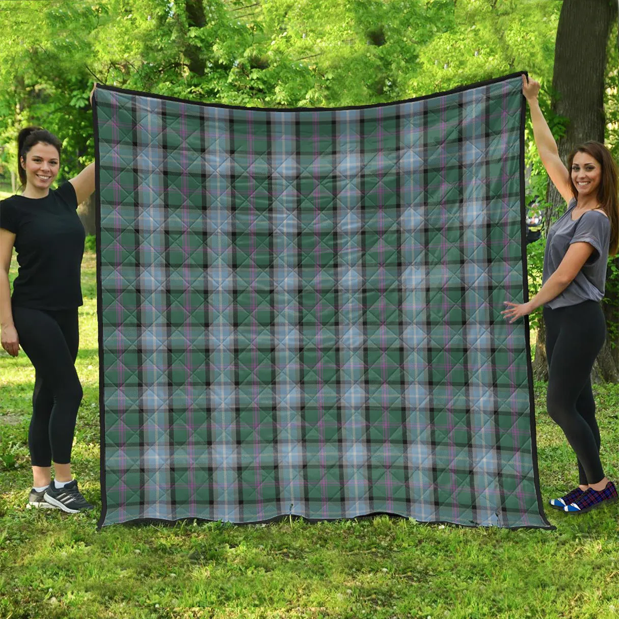 Alexander of Menstry Hunting Tartan Quilt