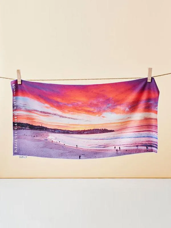 Destination Towels - Bondi Inferno sand free beach towel