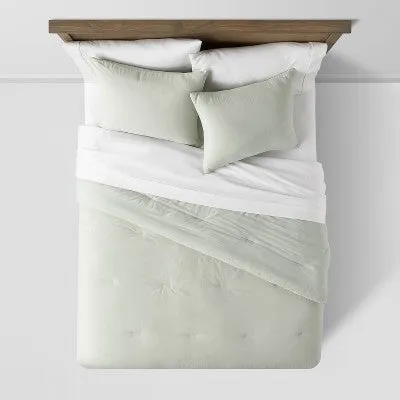 New - Threshold Sateen Comforter Set Quilted Year-Round Comfort