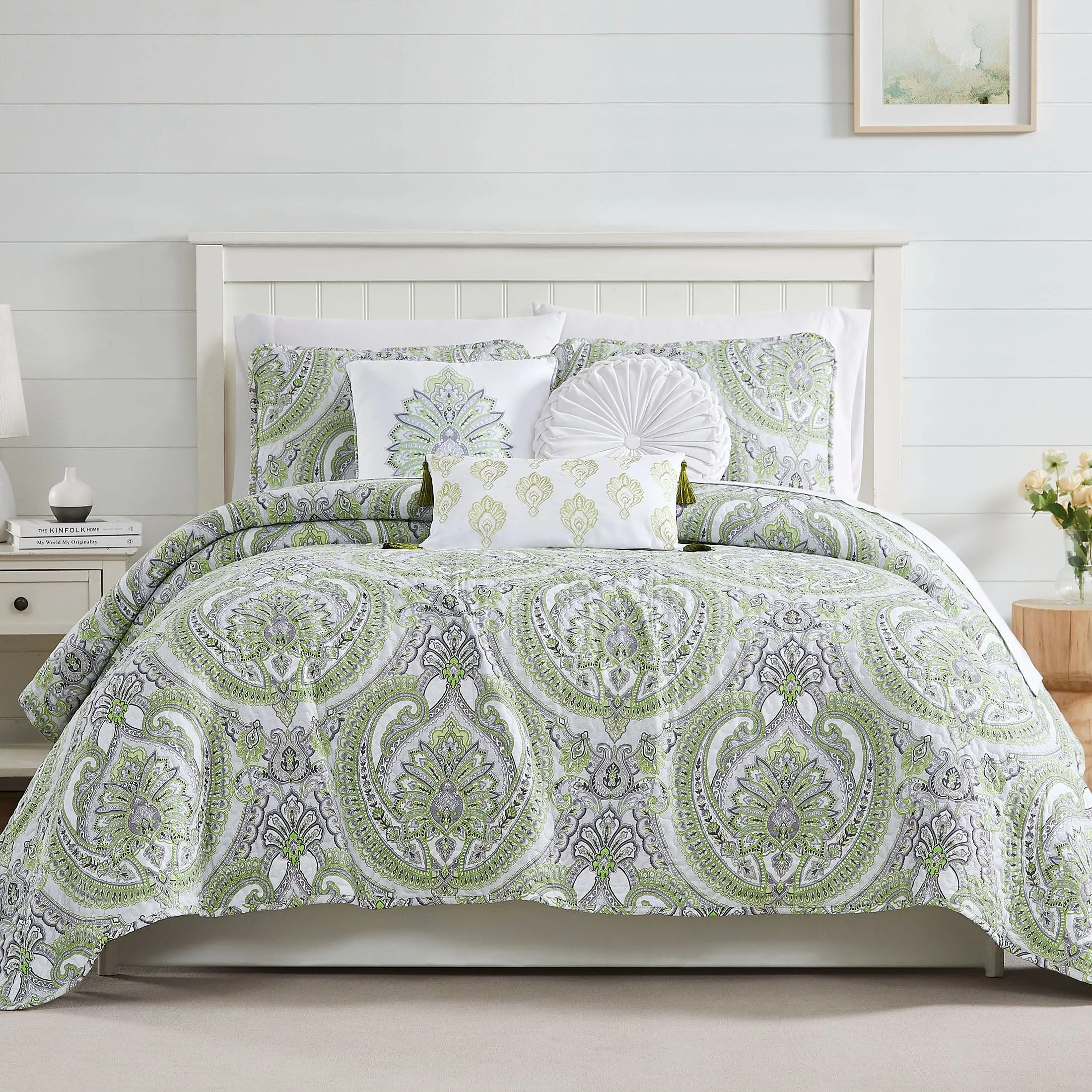 Pure Melody 6-Piece Quilt Bedding Set