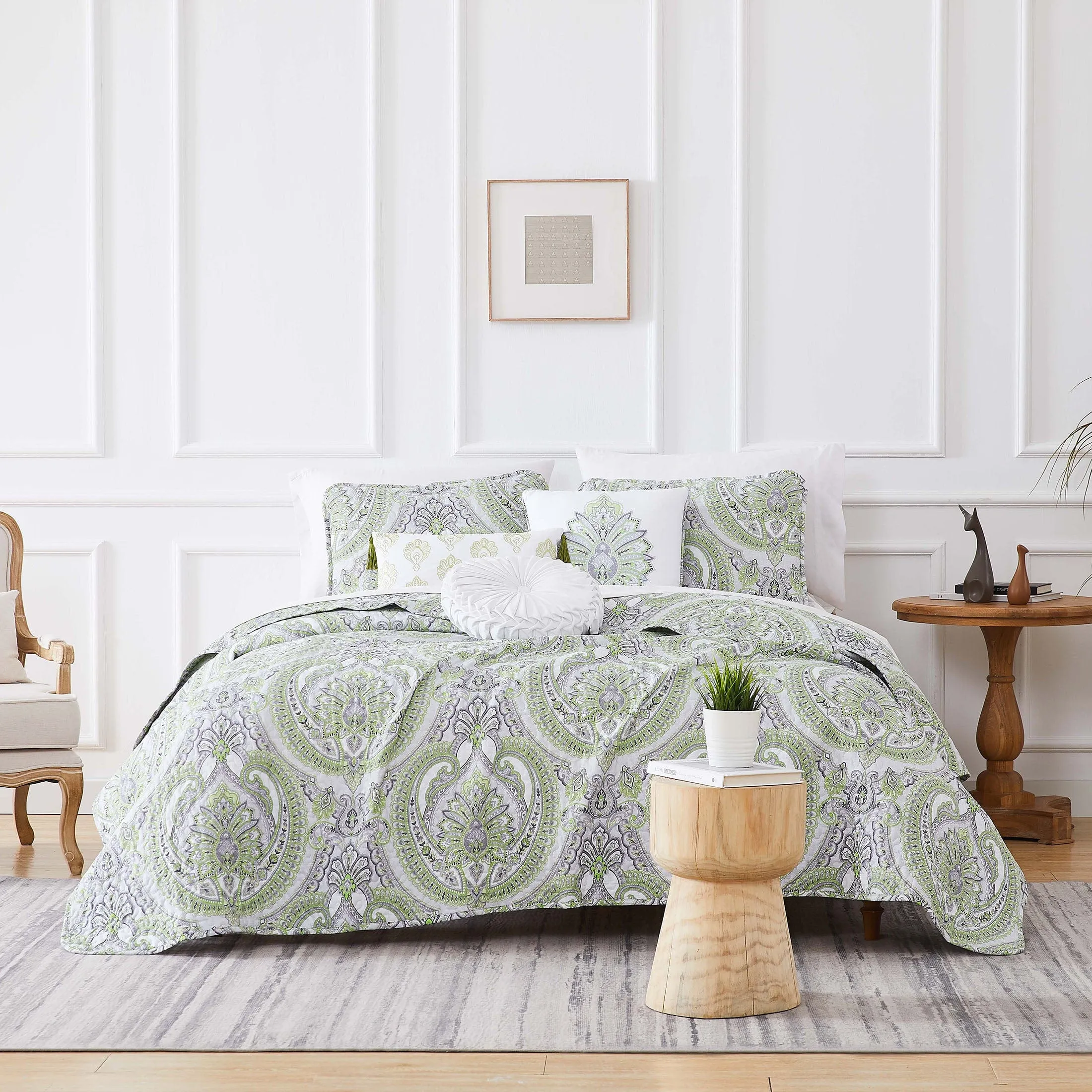 Pure Melody 6-Piece Quilt Bedding Set